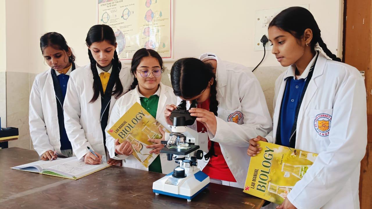 Biology Lab.